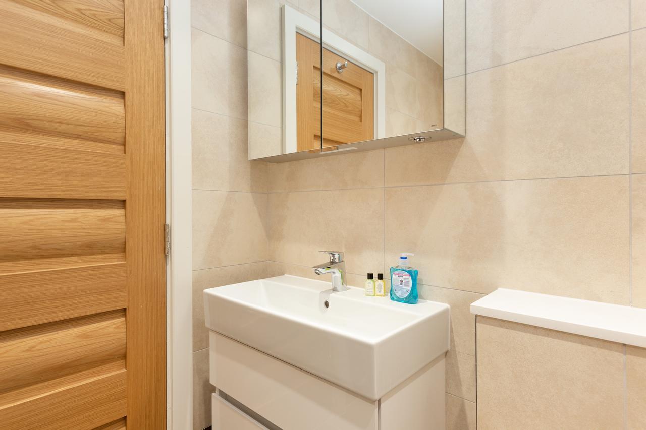 Fitzrovia - Soho - Private Apartment Лондон Номер фото